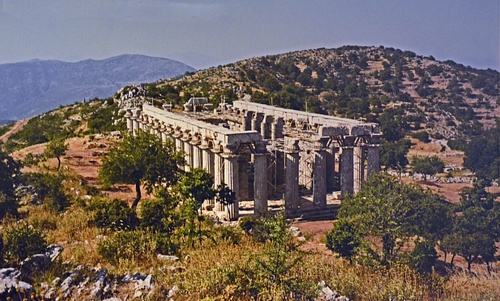 Temple of Apollo, Bassae (by Carole Raddato, CC BY-SA)