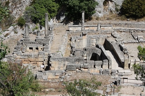 Spring of Glan, Glanum