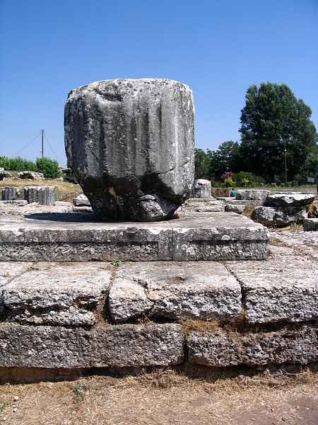 Ruins of the Temple of Athena, Tegea (by Dan Diffendale, CC BY-NC-SA)