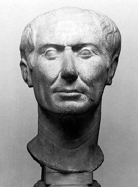 Bust of Julius Caesar (by Tataryn77, CC BY-SA)