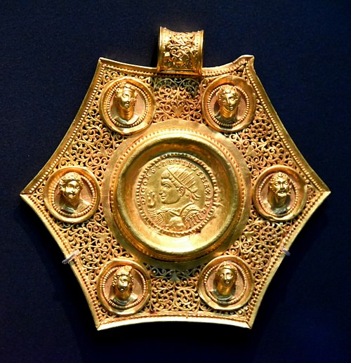 Gold Coin Pendant of Constantine