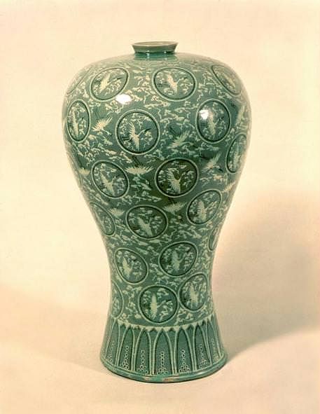 Korean Celadon Maebyeong (by Korea History, CC BY-SA)