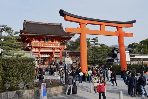 İnari 6 Mitolojiler.com Torii, Fushimi Inari Shrine