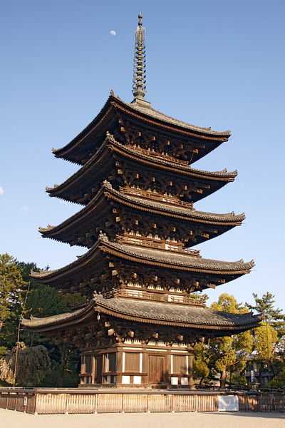 Main Pagoda, Kofukuji (by 663highland, CC BY-SA)