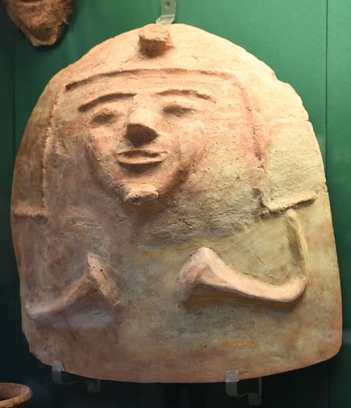 Philistine Coffin Lid from Lachish (by Osama Shukir Muhammed Amin, Copyright)