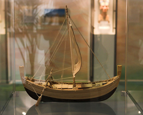 Reconstruction of the Uluburun Ship (by Martin Bahman, CC BY-SA)