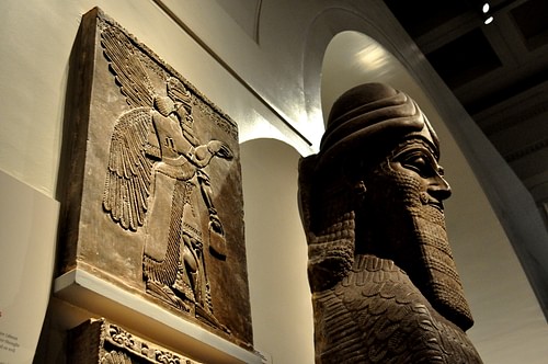 Apkallu & Lamassu Warding off Evil Spirits