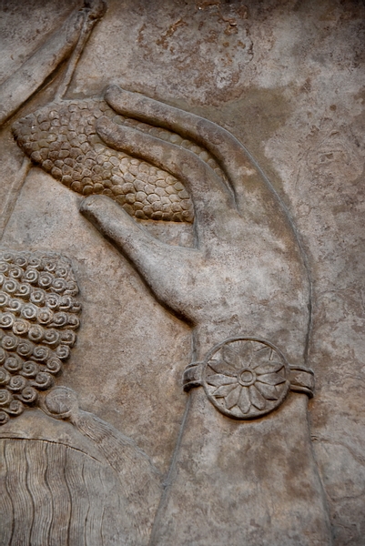 Pine Cone Held by an Apkallu, Panel 4