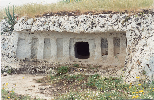 Prince's Tomb (Cava Lazzaro, Ragusa, Sicily)