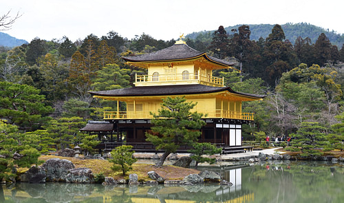 Kinkakuji Temple in Kyoto, Japan (by James Blake Wiener, CC BY-NC-SA)