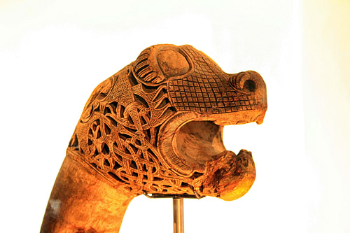 Oseberg Animal Head (by Mike Fay, CC BY)