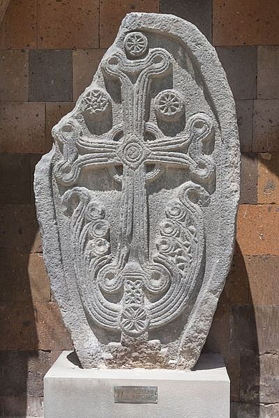 Armenian Cross-stone, Vagharshapat (by Marcin Konsek, CC BY-SA)