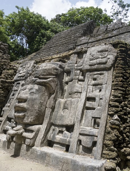 Maya Temple, Lamanai