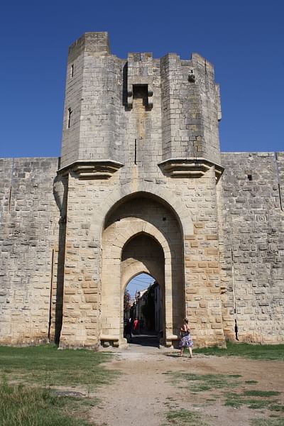 Gatehouse with Machicolation