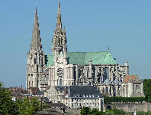 Chartres Cathedral (by Olvr, CC BY-SA)
