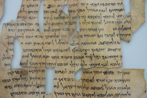 Dead Sea Scrolls (by Ken & Nyetta, CC BY-SA)