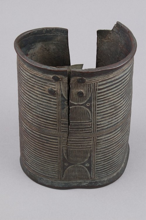 Metal Armlet, Hausaland