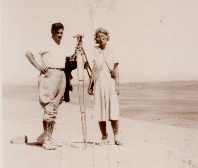 Maria Reiche with Paul Kosok