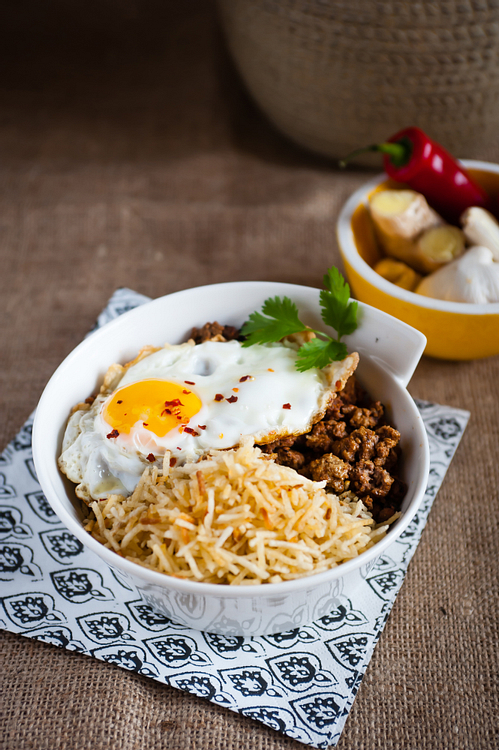 Ground Meat with Egg and Matchstick Potatoes