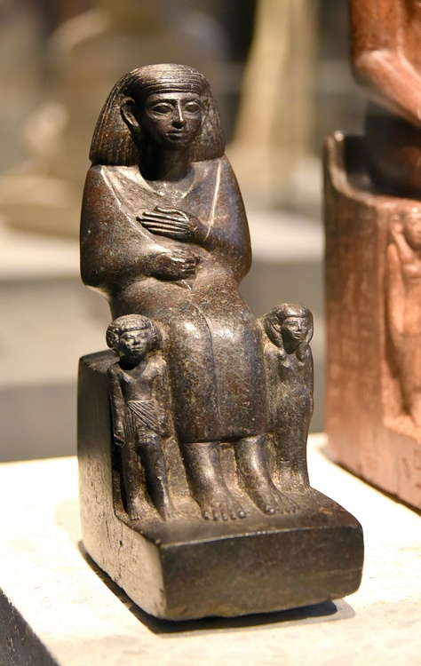 Statue of Egyptian Family