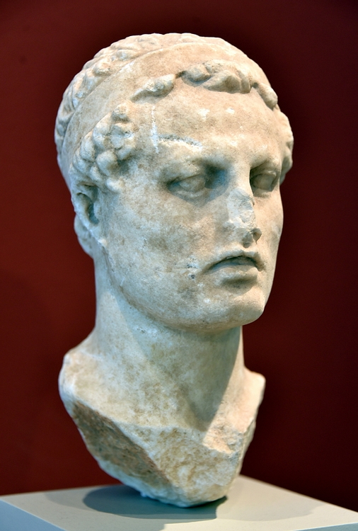 Head of Antiochus IV