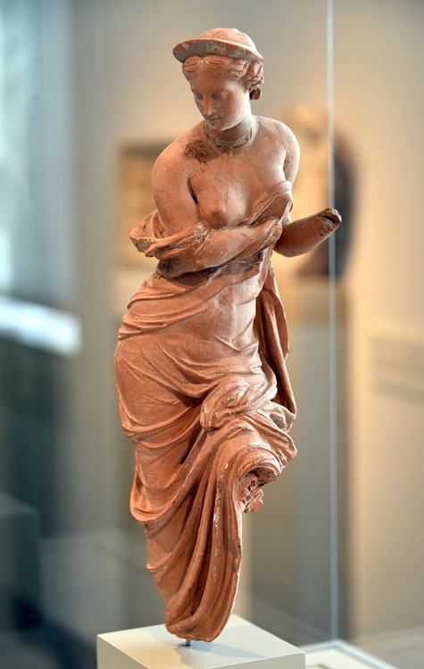 Statuette of Aphrodite Heyl