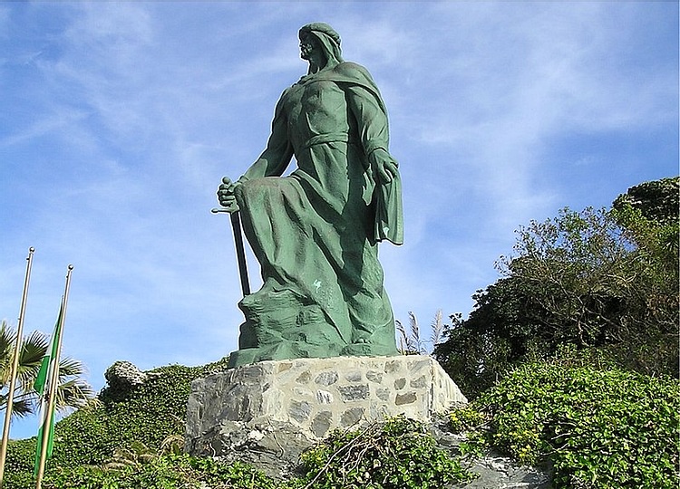 Statue of Abd al-Rahman I in Spain