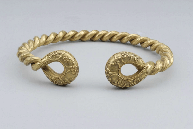 Torque Celt Ancient Celtic Torcs - World History Encyclopedia