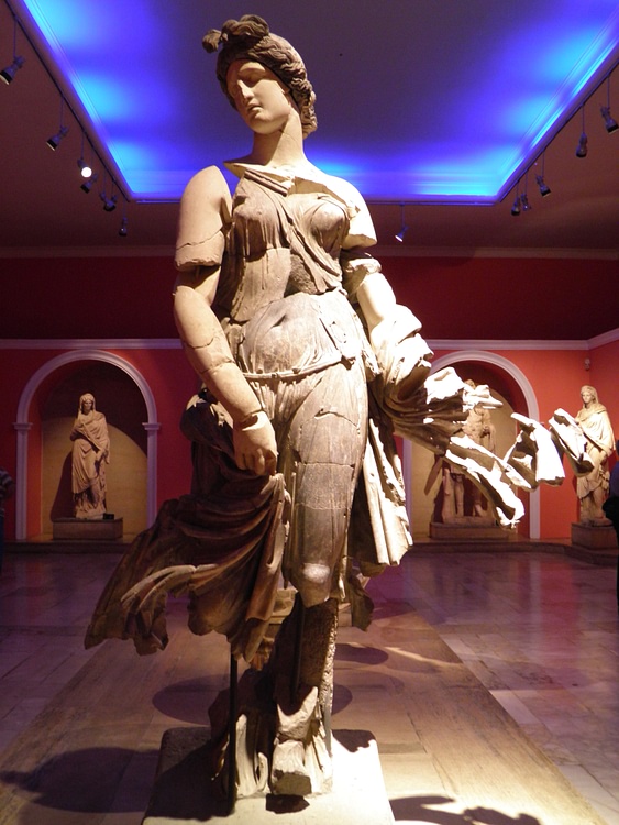 Statue of a Dancing Woman
