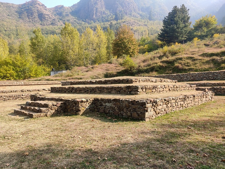 Triple-Based Stupa, Harwan Monastery