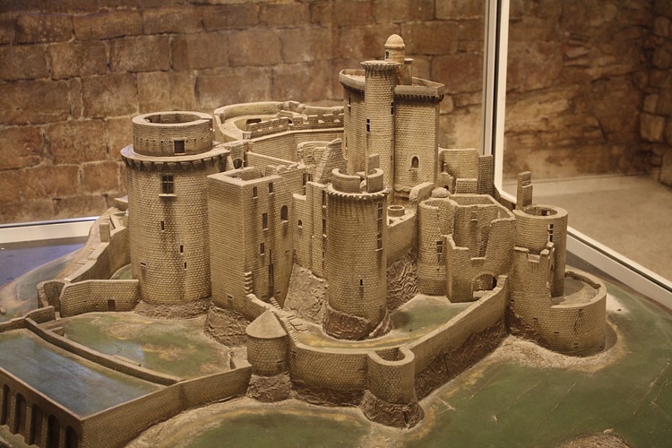 Model of Château de Bonaguil