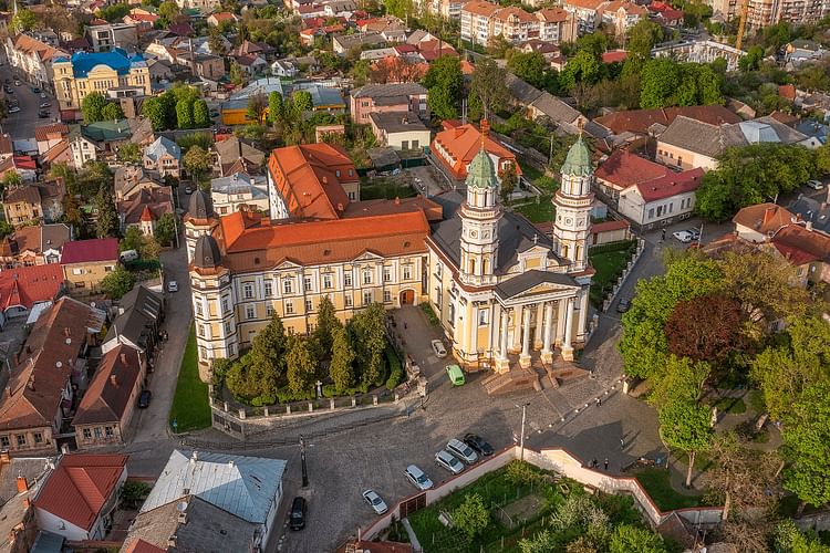 Holy Cross Cathedral, Uzhhorod