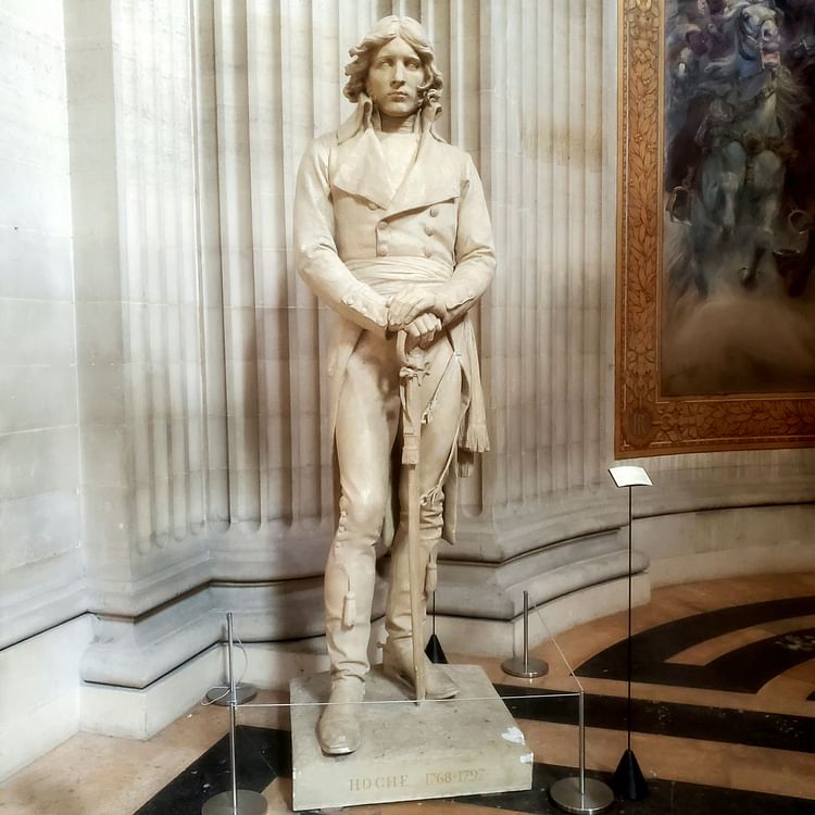 Statue of Lazare Hoche