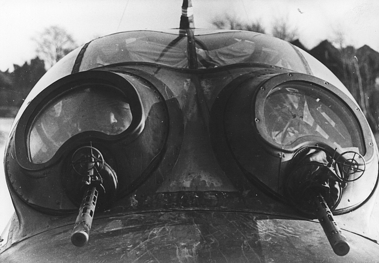 Ju 88 Rear Cockpit Machine Guns