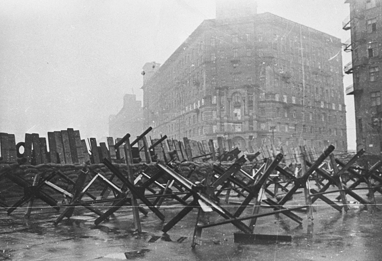 Barricaded Streets, Moscow, 1941