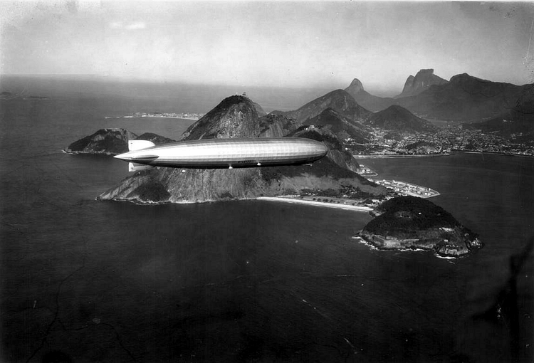 Graf Zeppelin over Rio