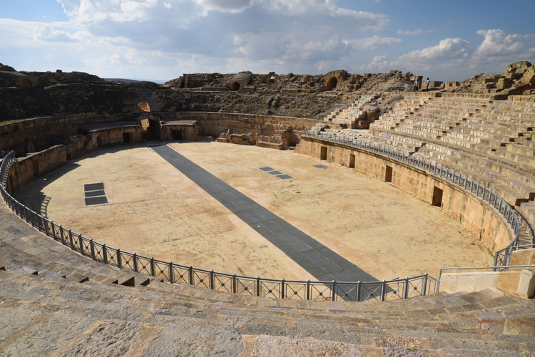 Uthina Amphitheatre