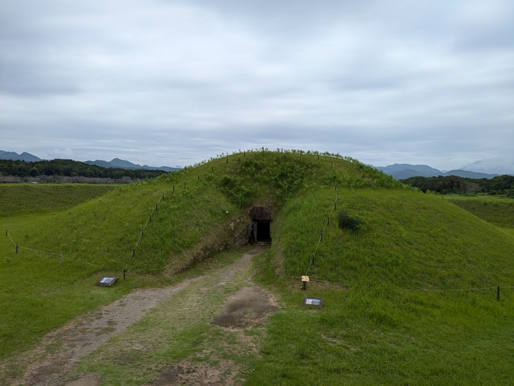 Oni-no-Iwaya Tumulus