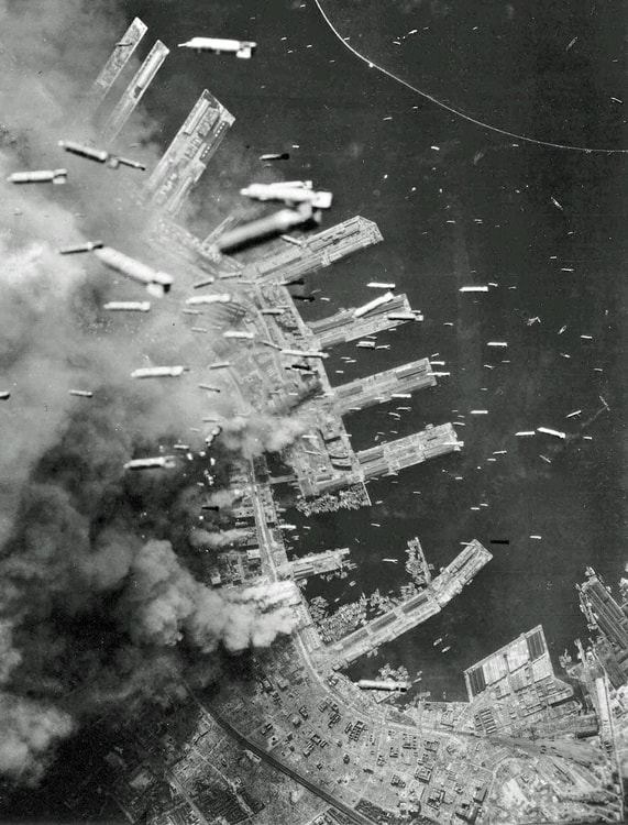 US Bombing of Kobe, 1945