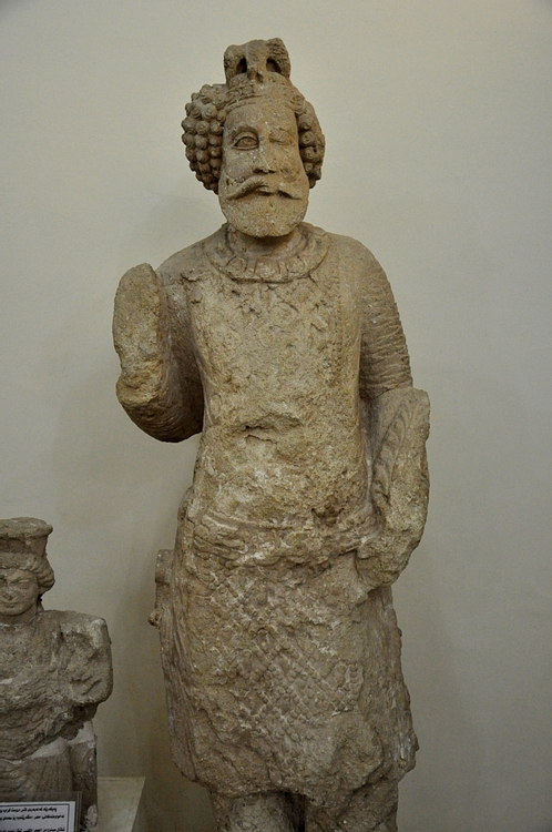 Statue of Sanatruq I