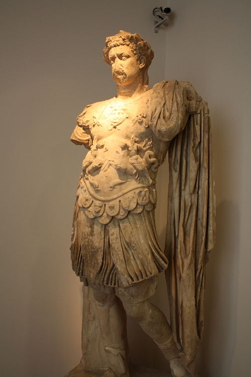 Titus Statue, Olympia