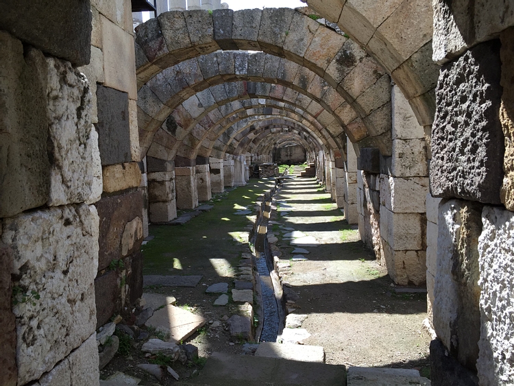 Aqueduct, Agora of New Smyrna