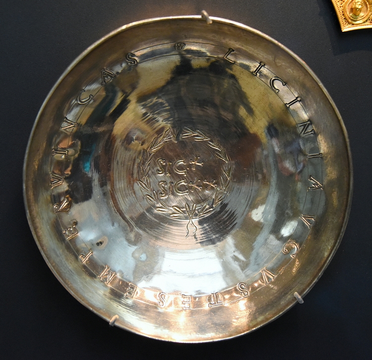 Silver Largitio Dish with the Name of Licinius