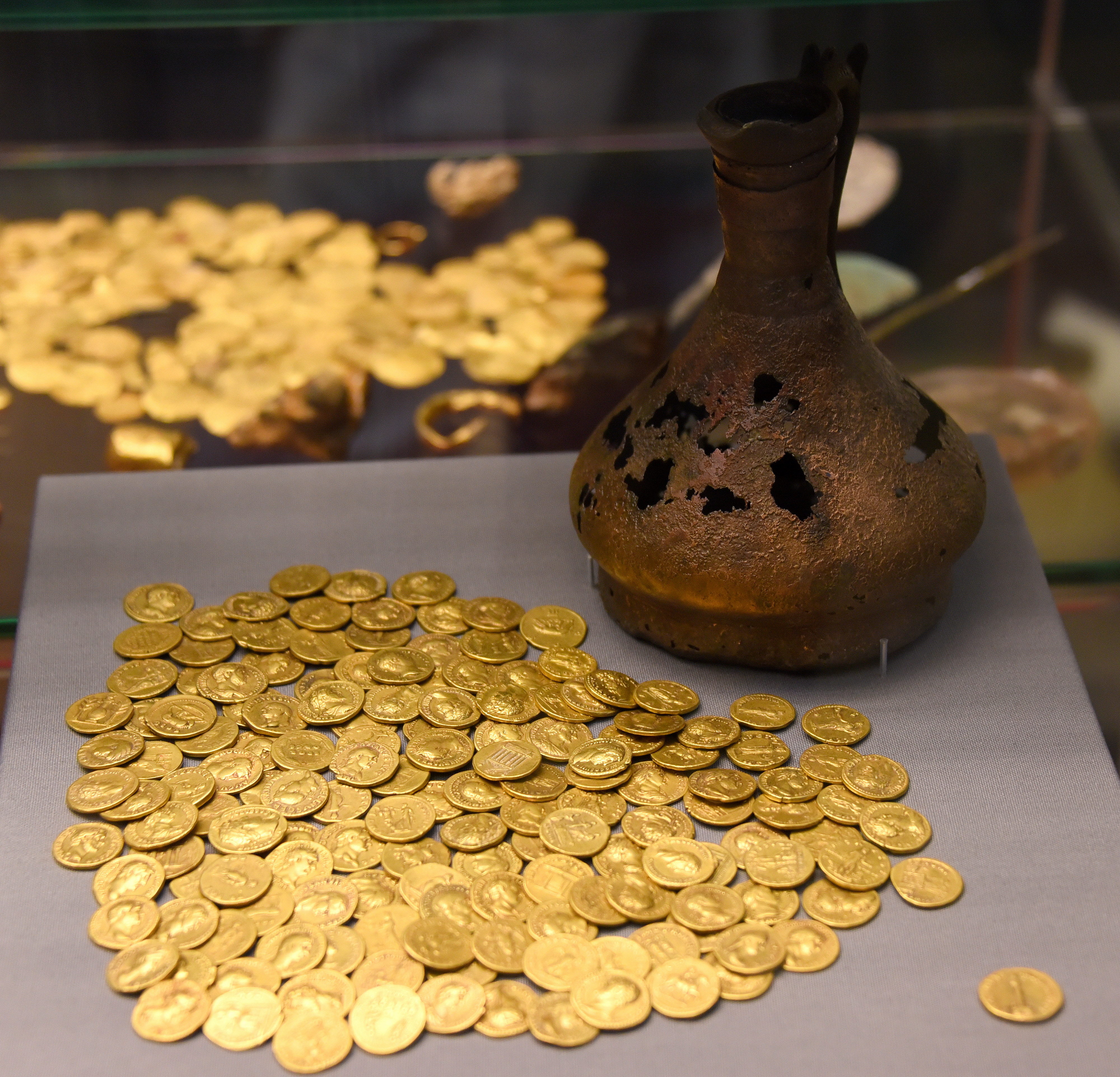 Corbridge Hoard & Jug