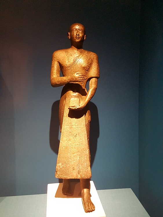 Statue Of Khonsirdis