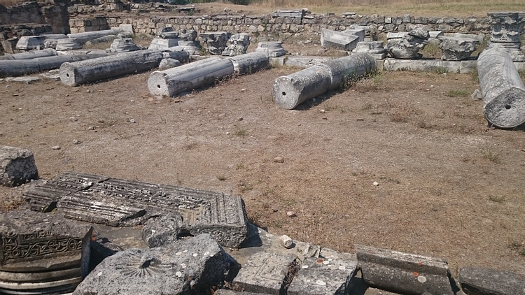 Columns, Amphipolis