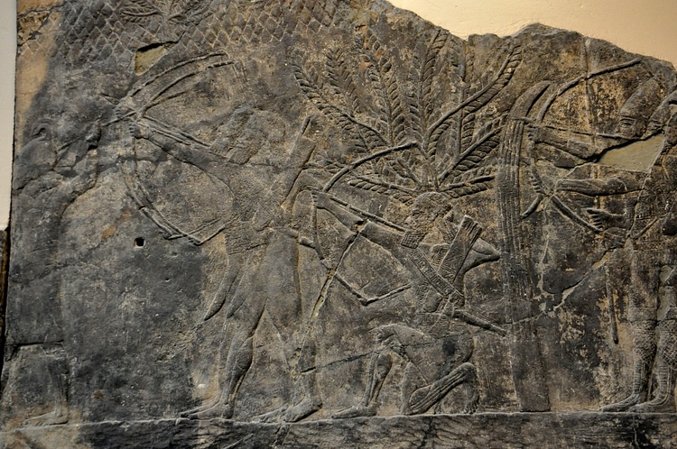 Assyrian Soldiers Attacking the City of -alammu