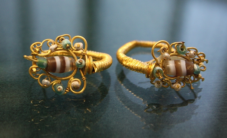 Gold & Glass Paste Earrings, Herakleia