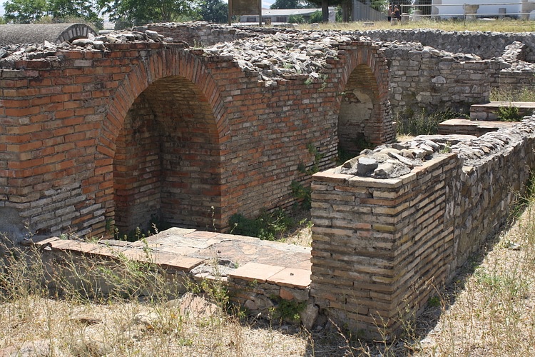 Ovens, Roman Baths, Venusia