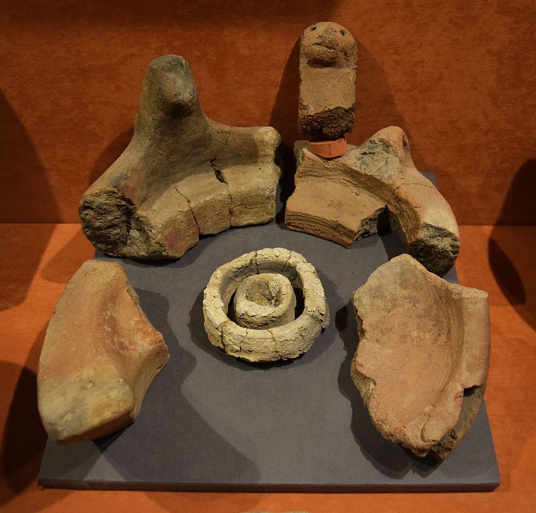 Fragments of Ancient Armenian Hearth